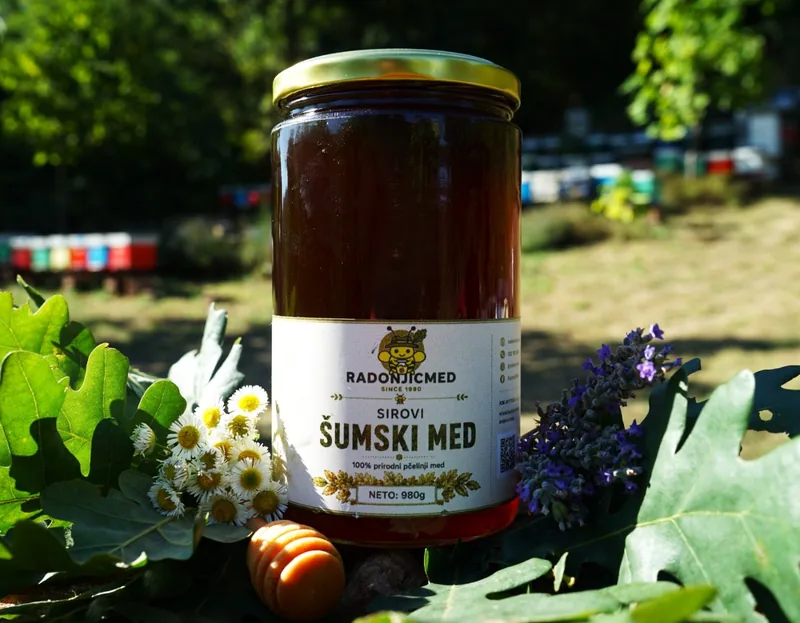 Tegla šumskog meda od 980 g na hrastovom lišću